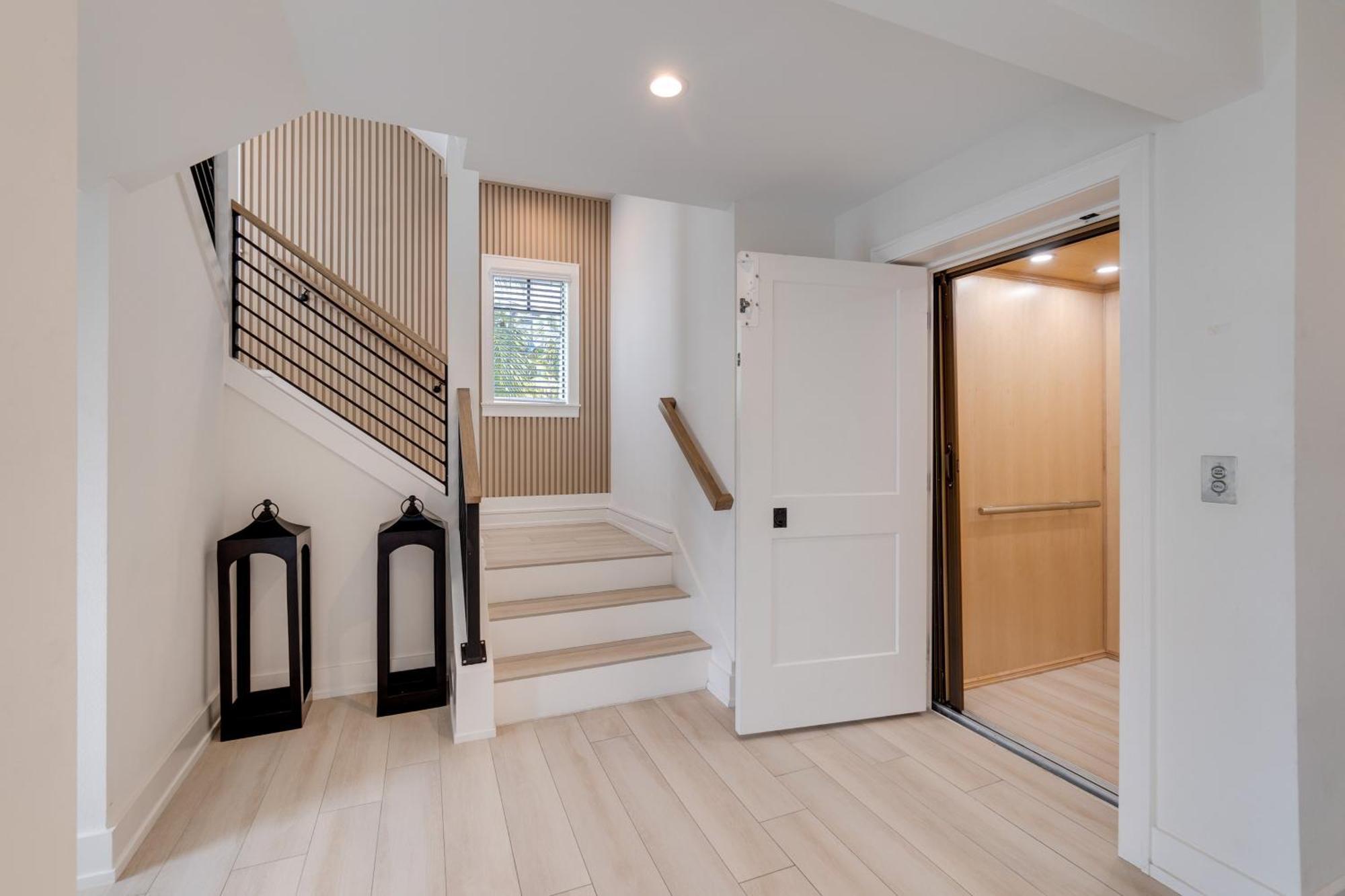 Swanky Bubbles, 9 Beds, 11 Bathrooms, Pet-Friendly With A Rooftop Deck And Steps Away To The Beach! Holmes Beach Bagian luar foto
