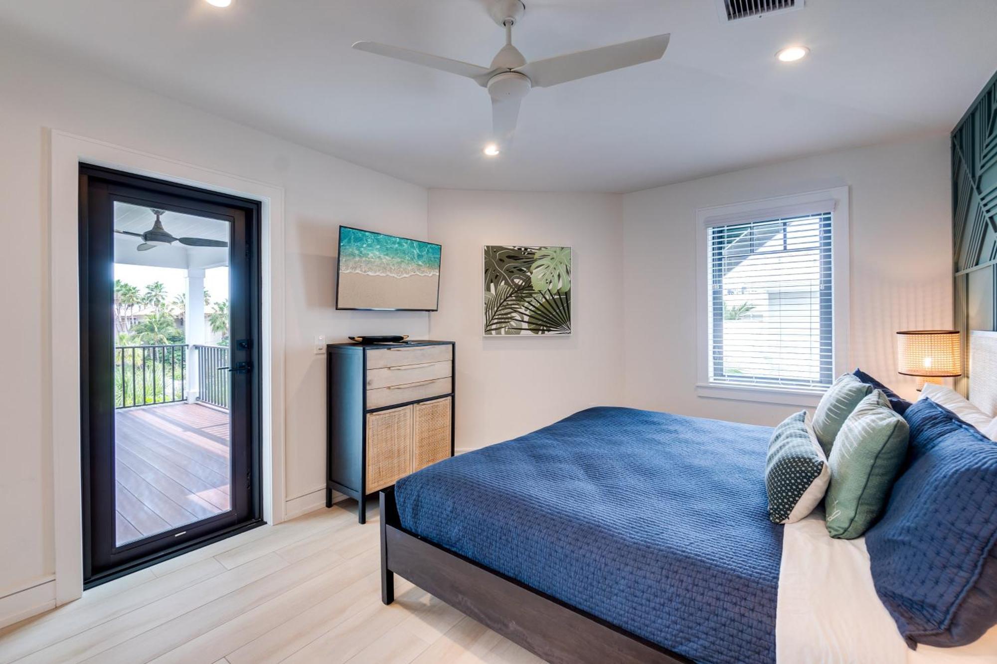 Swanky Bubbles, 9 Beds, 11 Bathrooms, Pet-Friendly With A Rooftop Deck And Steps Away To The Beach! Holmes Beach Bagian luar foto