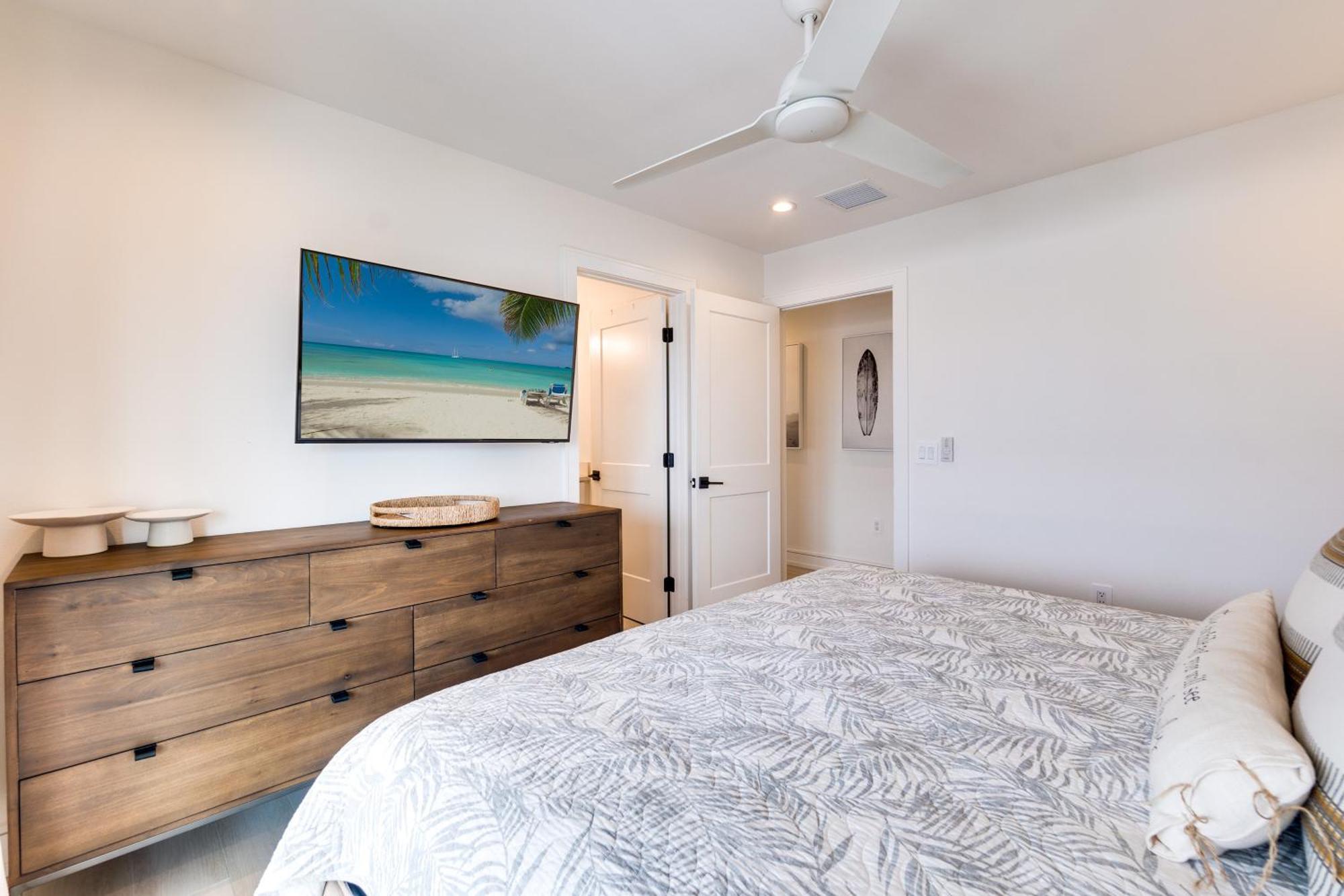 Swanky Bubbles, 9 Beds, 11 Bathrooms, Pet-Friendly With A Rooftop Deck And Steps Away To The Beach! Holmes Beach Bagian luar foto